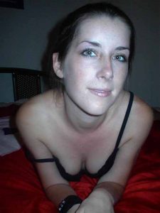 Sizzling Hot Lady Is New To Adult Sex Dating